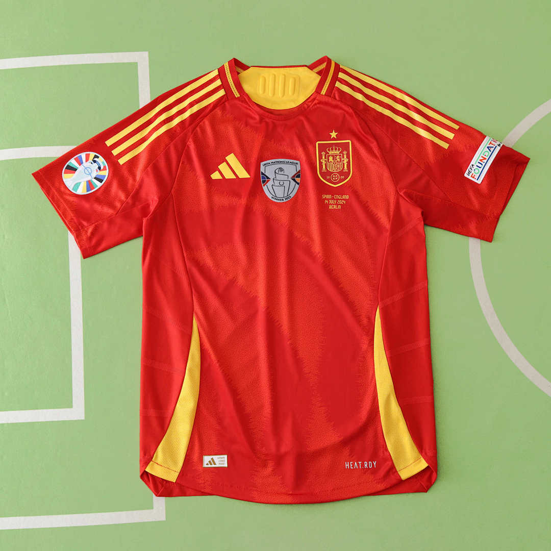 24/25 UEFA Spain Local Player · Referencia del proveedor: 171480818
