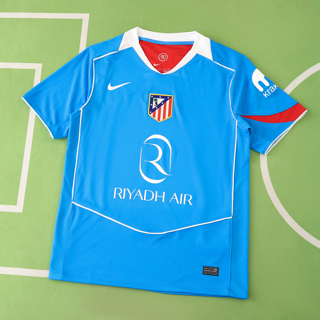 25/26 Club Atlético de Madrid Tercera Fan · Referencia del proveedor: 213351694