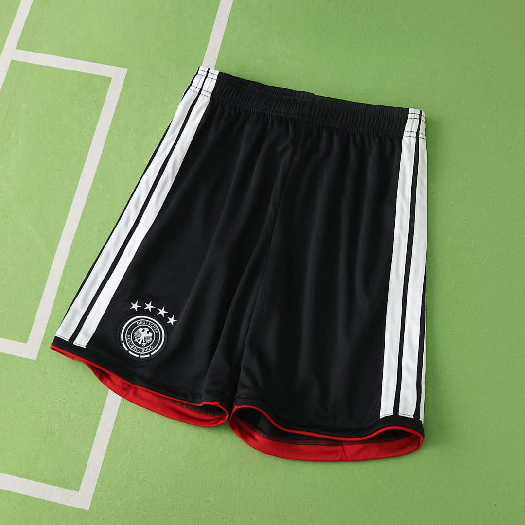 20/26 FIFA World Cup Germany Local shorts · Referencia del proveedor: 217601526