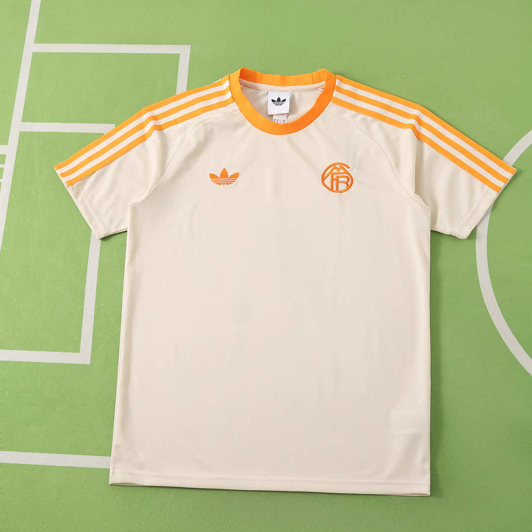 26/27 FC Bayern München Camiseta de entrenamiento T shirt · Referencia del proveedor: 236764970