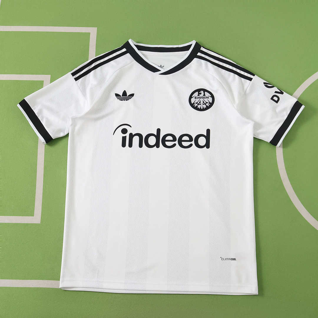 26/27 Eintracht Frankfurt Visitante Fan · Referencia del proveedor: 238358037