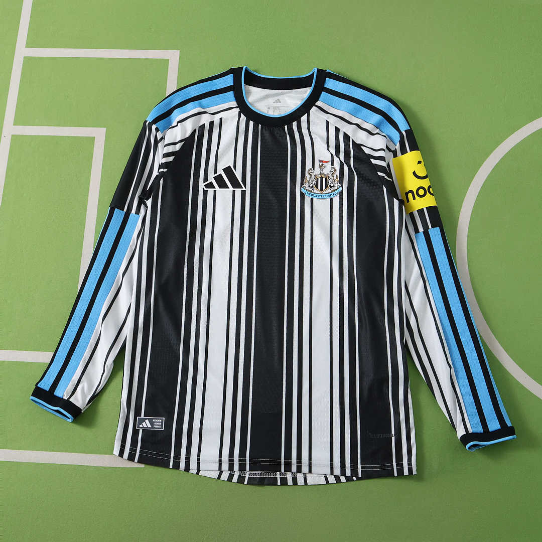26/27 Newcastle United F.C. Local Manga larga Player · Referencia del proveedor: 247187945