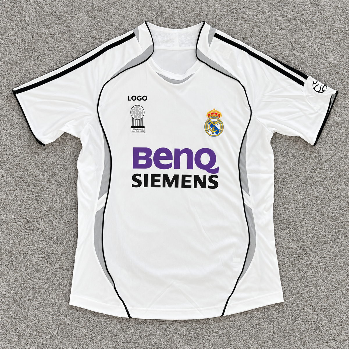 Real Madrid · Local 06/07 · Retro · alfombra gris