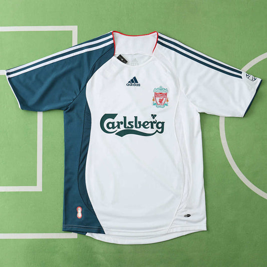 06/08 Liverpool Visitante Fan · Referencia del proveedor: 164102551