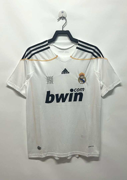 09/10 Real Madrid Local Retro Fan · Referencia del proveedor: 164543446