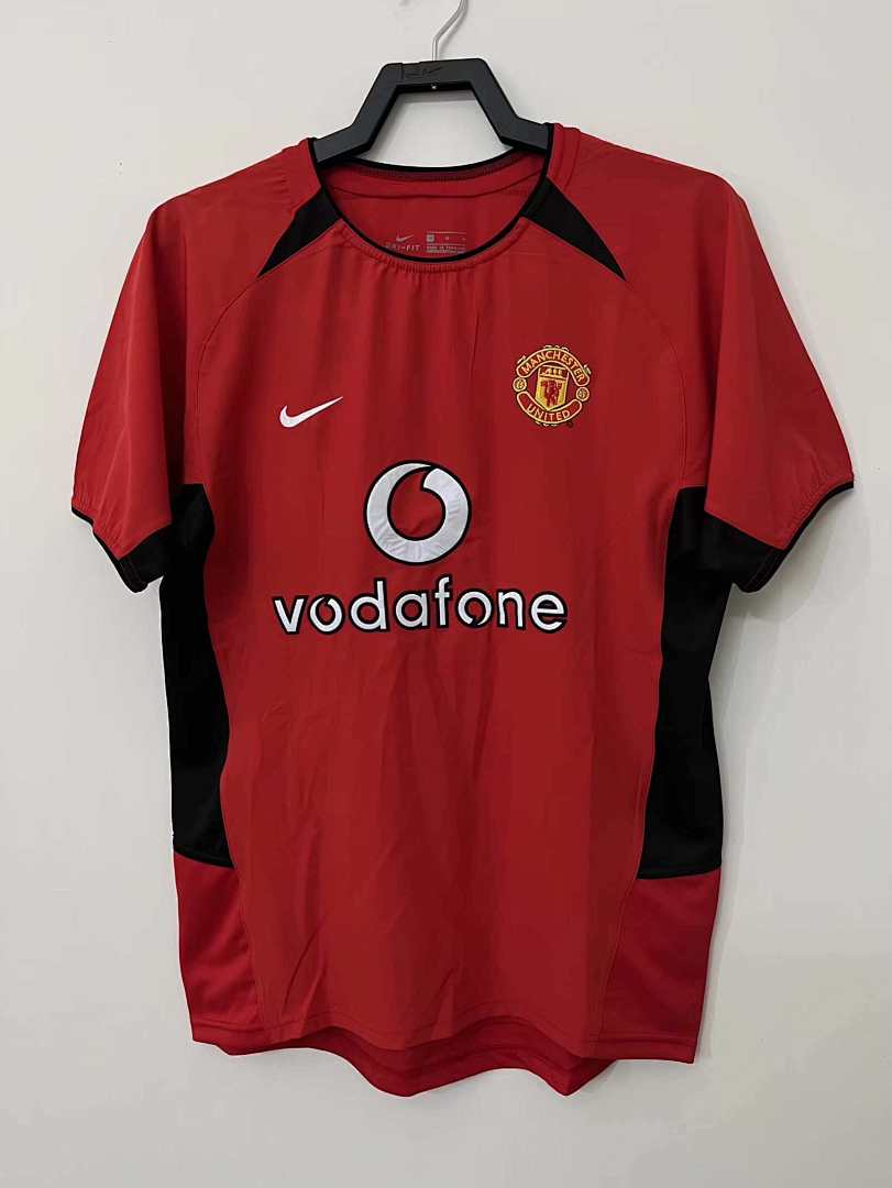 02/04 Manchester United Local Retro Fan · Referencia del proveedor: 164549475