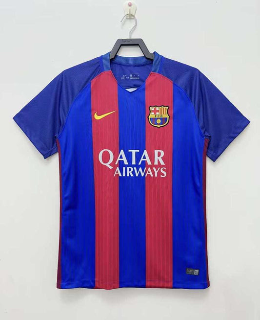 16/17 Barcelona Local Retro Fan · Referencia del proveedor: 164550056