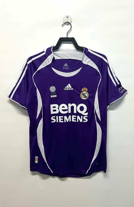 06/07 Real Madrid Visitante Retro Fan · Referencia del proveedor: 164551265