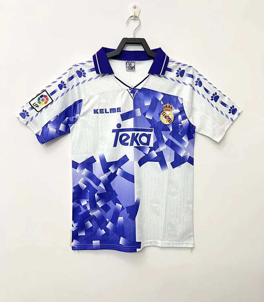 96/97 Real Madrid Tercera Retro Fan · Referencia del proveedor: 164562005