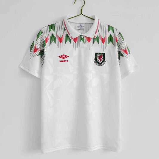 90/92 Wales Visitante Retro Fan · Referencia del proveedor: 164641261