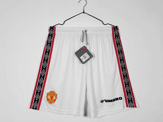 19/98 Manchester United Local Retro shorts · Referencia del proveedor: 164651031