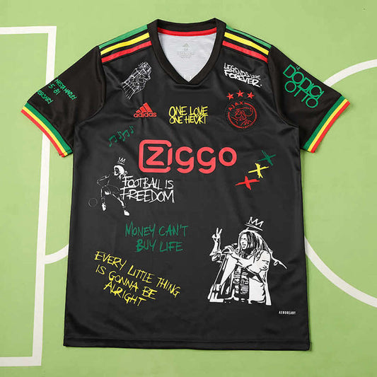 21/22 Ajax Commemorative funds · Referencia del proveedor: 165360067