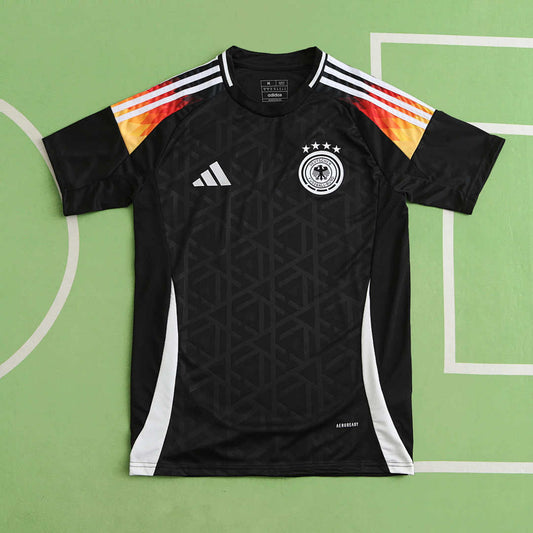 20/24 UEFA Germany Black Edición especial Fan · Referencia del proveedor: 168143126