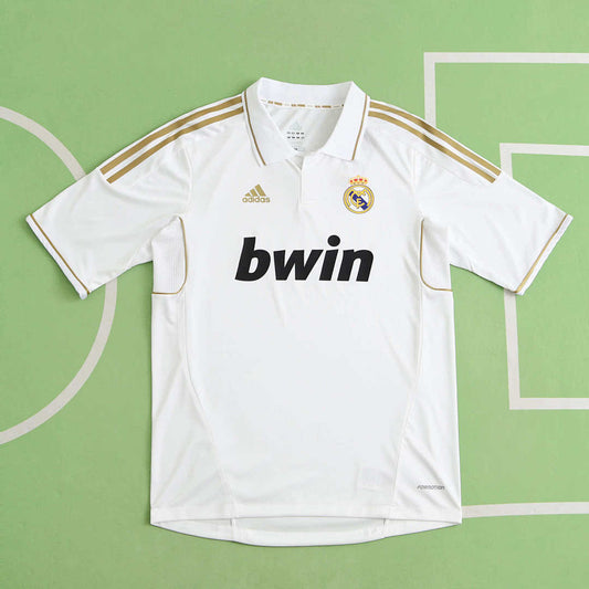11/12 Real Madrid Local Retro Player