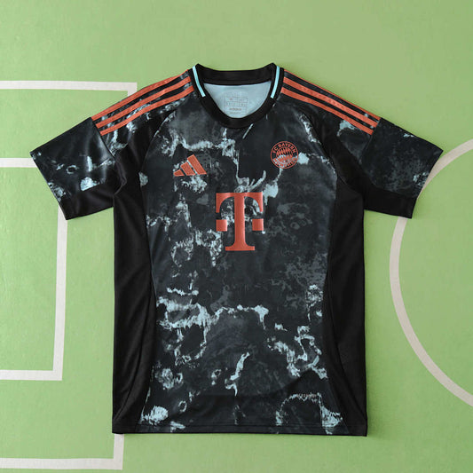 24/25 Fußball-Club Bayern München Visitante Fan · Referencia del proveedor: 171480064