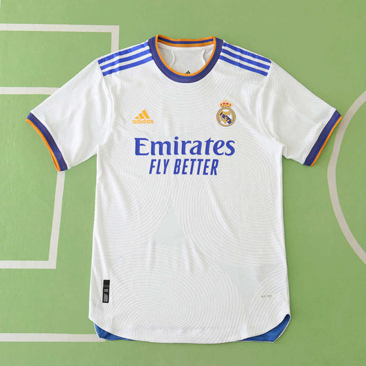 21/22 Real Madrid CF Local Player · Referencia del proveedor: 172011654