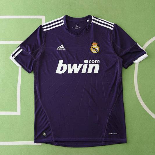 10/11 Real Madrid CF Tercera Retro Fan · Referencia del proveedor: 175462510