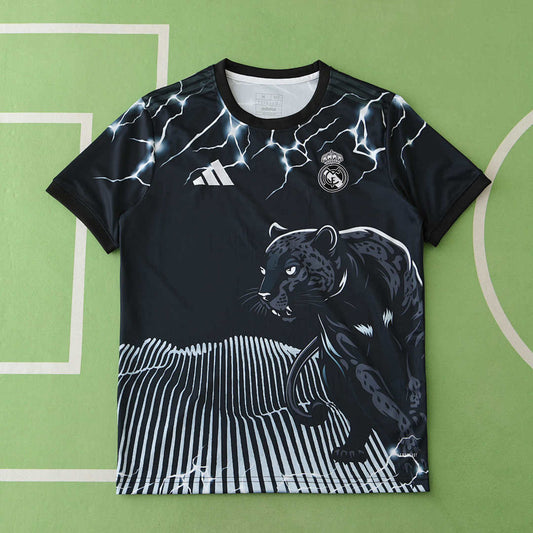 24/25 Real Madrid CF Concept Fan · Referencia del proveedor: 177999003