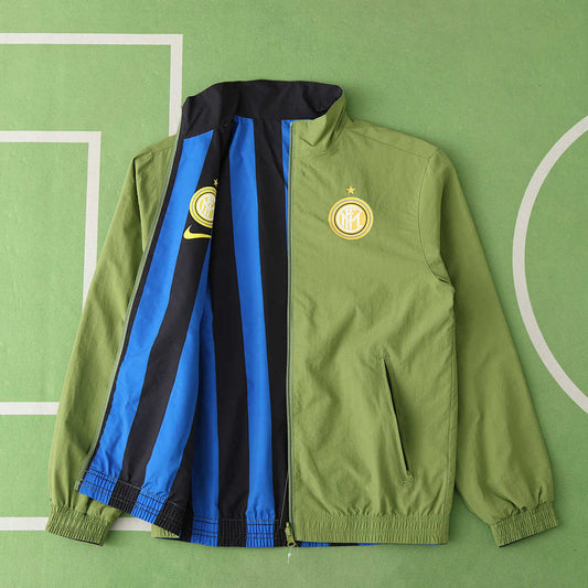24/25 F.C. Internazionale Milano Wear on both sides Cortavientos · Referencia del proveedor: 181312670