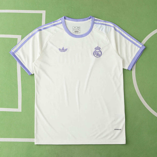 24/25 Real Madrid CF Camiseta de entrenamiento Fan · Referencia del proveedor: 181393552