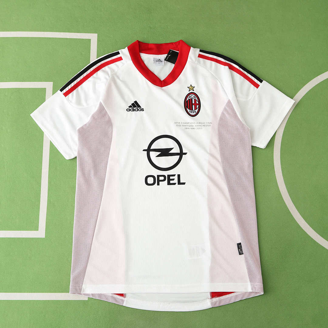02 A.C. Milan Visitante Retro Fan · Referencia del proveedor: 181809593
