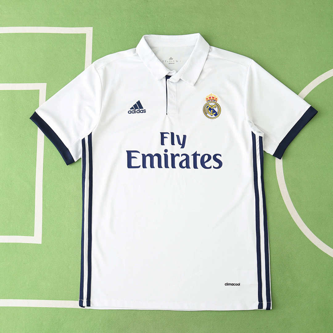16/17 Real Madrid CF Local Retro Fan · Referencia del proveedor: 181946171