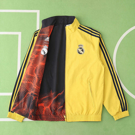 24/25 Real Madrid CF Wear on both sides Cortavientos · Referencia del proveedor: 182183942
