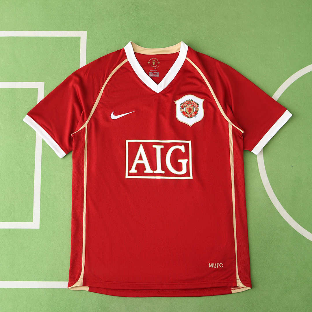 06/07 Manchester United F.C. Local Retro Fan · Referencia del proveedor: 182233954