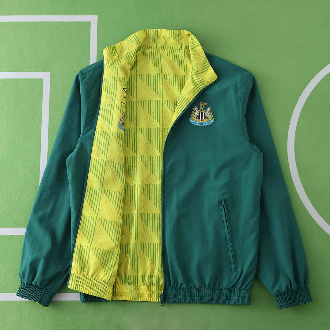 24/25 Newcastle United F.C. Wear on both sides Cortavientos · Referencia del proveedor: 186377304