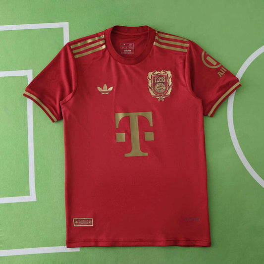 24/25 Fußball-Club Bayern München 125th anniversary Player · Referencia del proveedor: 186378105