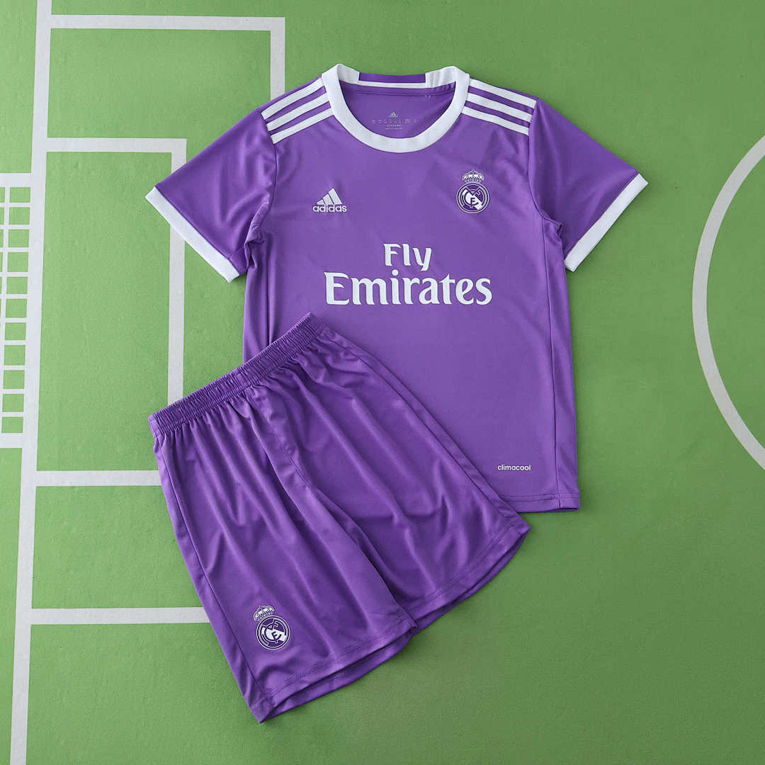 16/17 Real Madrid CF Visitante Retro Conjunto infantil · Referencia del proveedor: 186947837