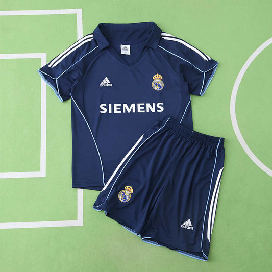 05/06 Real Madrid CF Visitante Conjunto infantil · Referencia del proveedor: 191912204