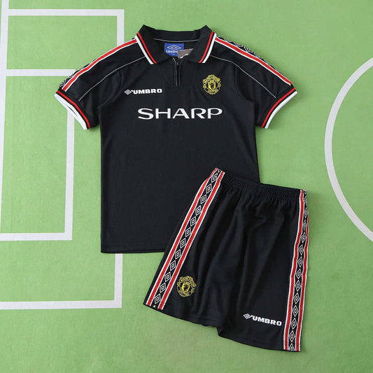 98/99 Manchester United F.C. Visitante Conjunto infantil · Referencia del proveedor: 191912552