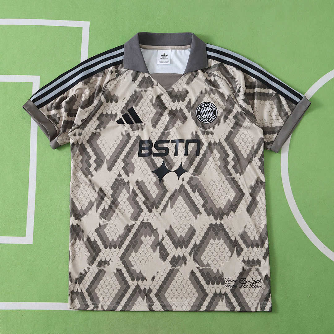 25/26 Fußball-Club Bayern München Training clothes Fan · Referencia del proveedor: 193268859