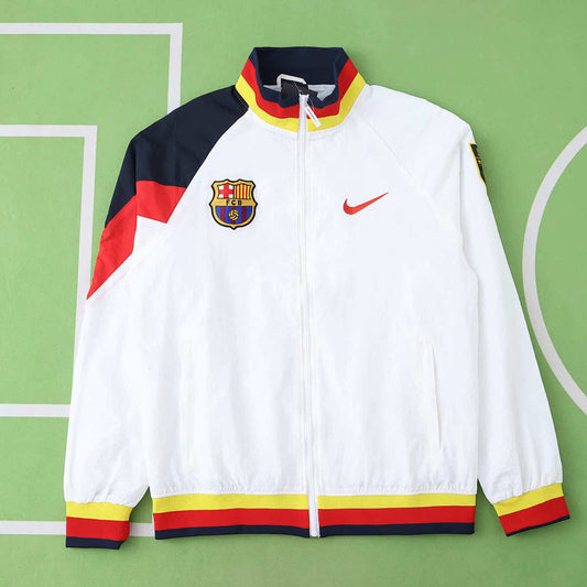 24/25 FC Barcelona / Barça Hooded Cortavientos · Referencia del proveedor: 195725820