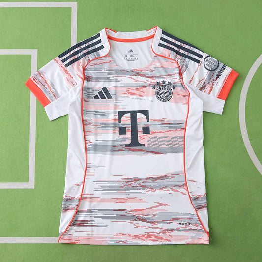25/26 Fußball-Club Bayern München Visitante Camiseta de mujer · Referencia del proveedor: 198199915
