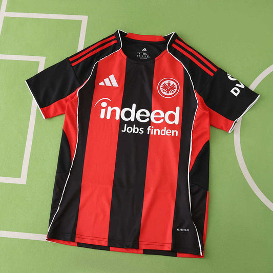 25/26 Eintracht Frankfurt Local Fan · Referencia del proveedor: 200246810