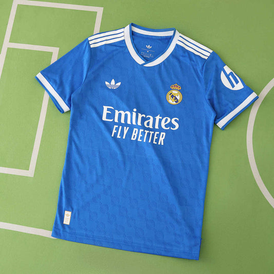 25/26 Real Madrid CF Tercera Player · Referencia del proveedor: 203699762