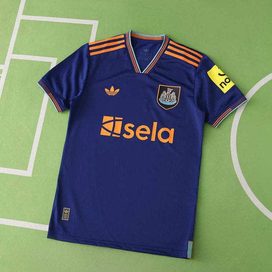 25/26 Newcastle United F.C. Tercera Player