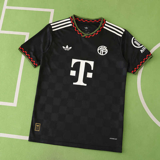 25/26 Fußball-Club Bayern München Tercera Fan · Referencia del proveedor: 206522465