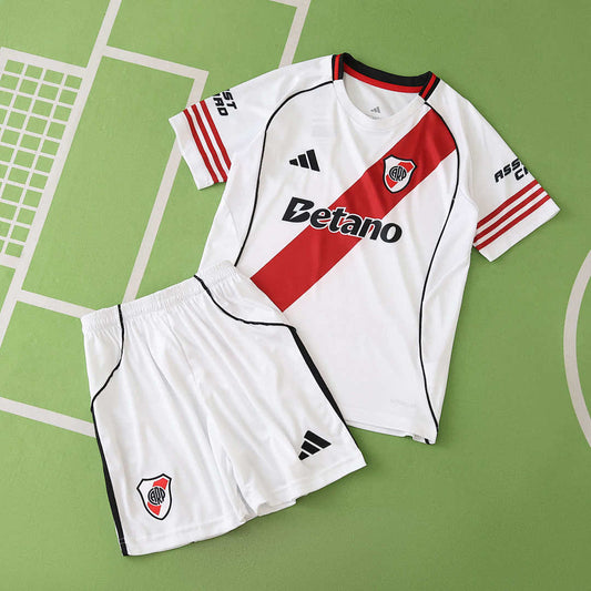 25/26 Club Atlético River Plate Local Conjunto infantil · Referencia del proveedor: 207204147