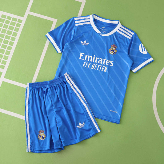 25/26 Real Madrid CF Tercera Conjunto infantil · Referencia del proveedor: 207204179