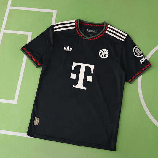 25/26 FC Bayern Munich Tercera Player · Referencia del proveedor: 208073613
