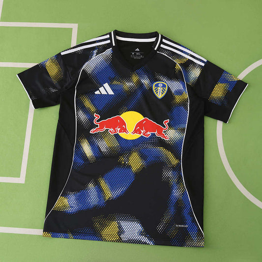 25/26 Leeds United F.C. Tercera Fan · Referencia del proveedor: 208073638