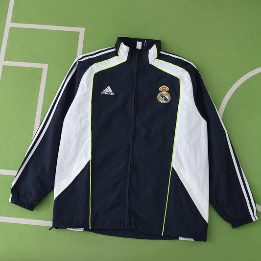 25/26 Real Madrid CF Hooded windbreak · Referencia del proveedor: 208073721