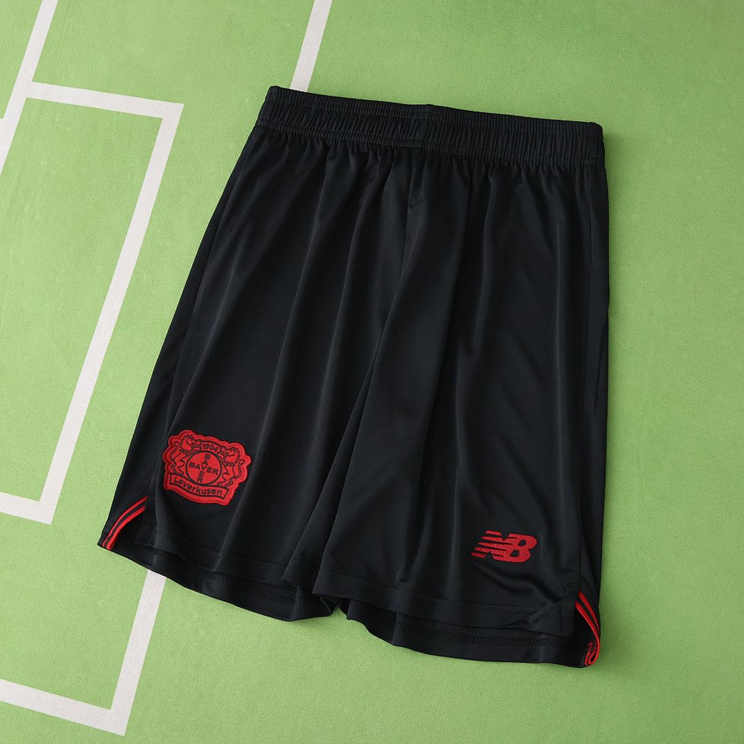 25/26 Bayer 04 Leverkusen Local shorts · Referencia del proveedor: 209464441