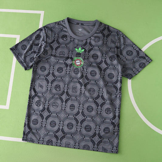 25/26 Fußball-Club Bayern München Camiseta de entrenamiento Fan · Referencia del proveedor: 209464710