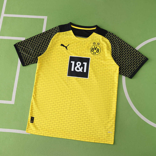 25/26 Borussia Dortmund Cup version Fan · Referencia del proveedor: 211242781