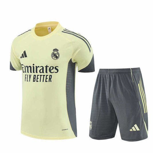 25/26 Real Madrid CF Conjunto de entrenamiento de manga corta Fan · Referencia del proveedor: 213047527