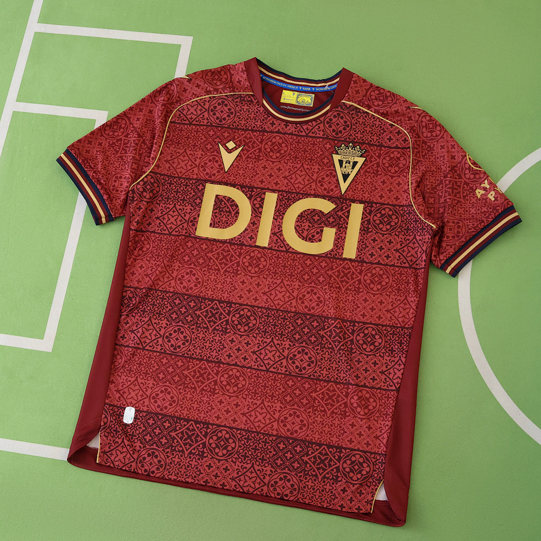 25/26 Cádiz CF Visitante Fan · Referencia del proveedor: 213351638